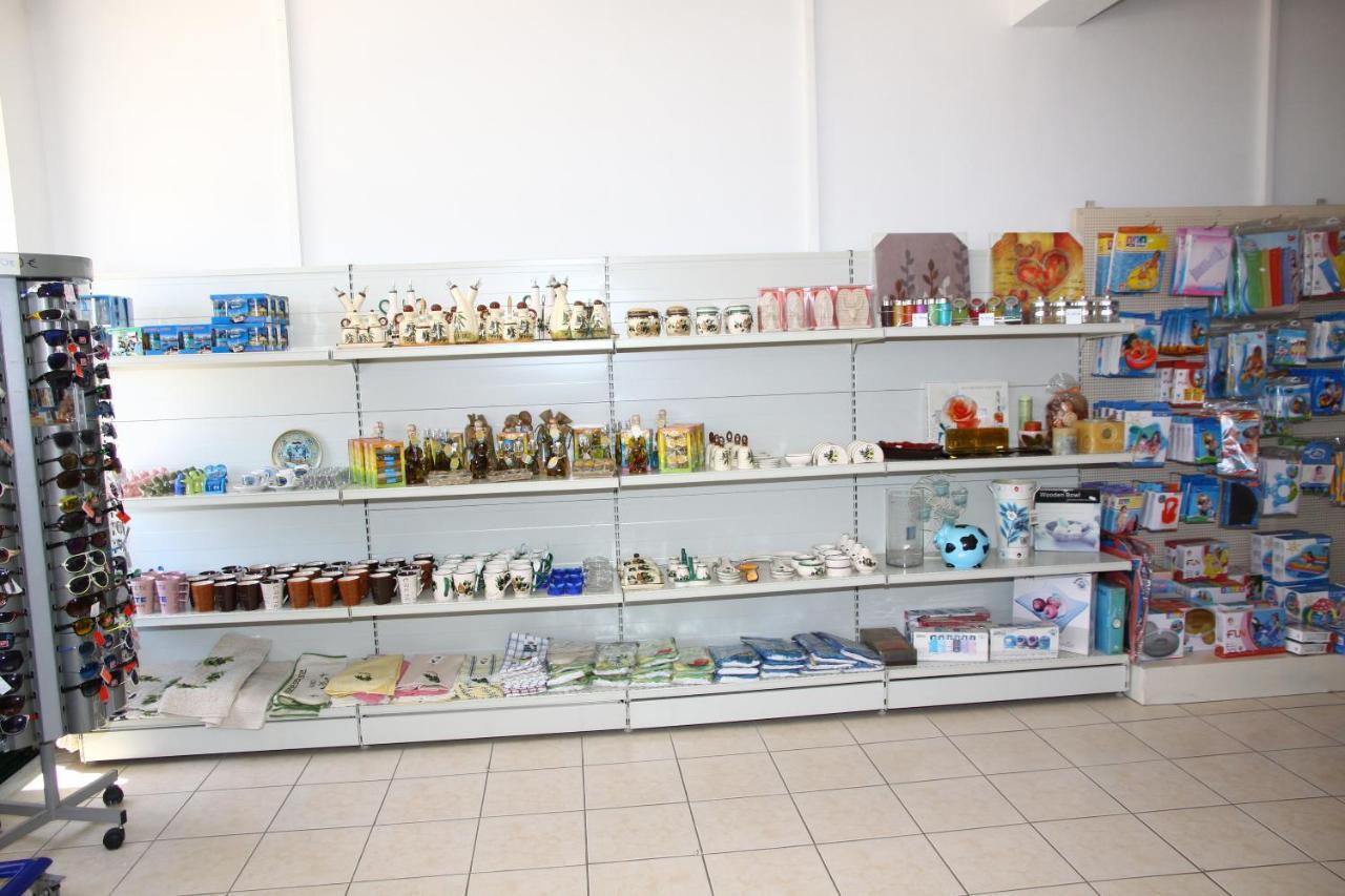 Camari Garden Hotel Apartments Gerani Chanion Esterno foto