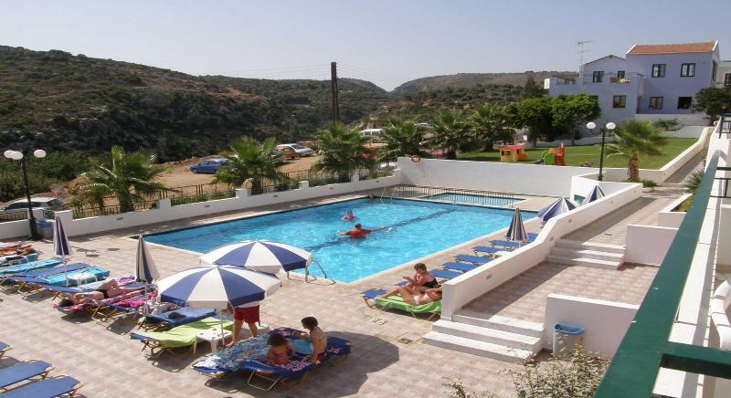 Camari Garden Hotel Apartments Gerani Chanion Esterno foto