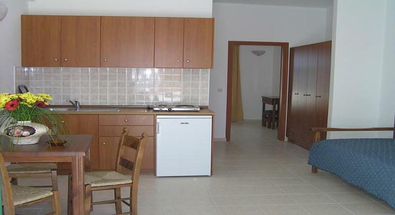 Camari Garden Hotel Apartments Gerani Chanion Esterno foto
