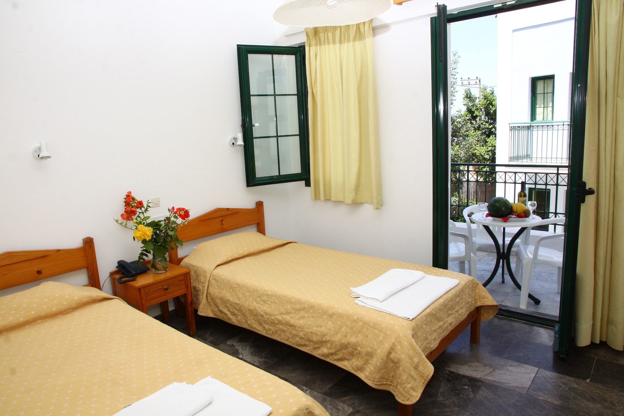 Camari Garden Hotel Apartments Gerani Chanion Esterno foto